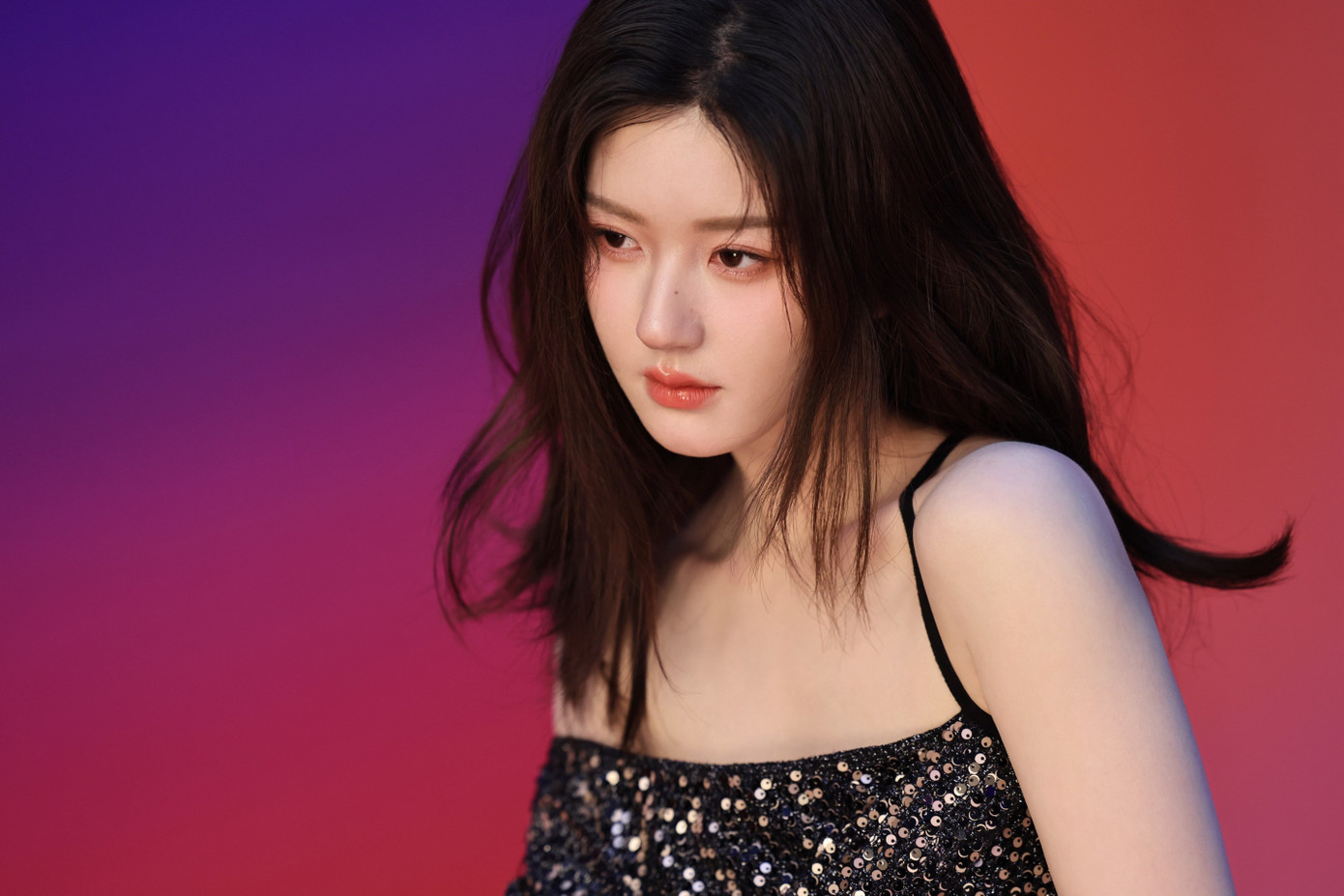 Triệu Lộ Tư có màn hồi sinh ấn tượng nhất 2025.-2355-1