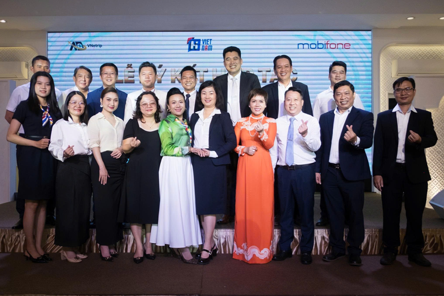 CEO Lê Phạm rạng rỡ trong cùng sự kiện kết nối MobiFone và VNeTrip-2248-1