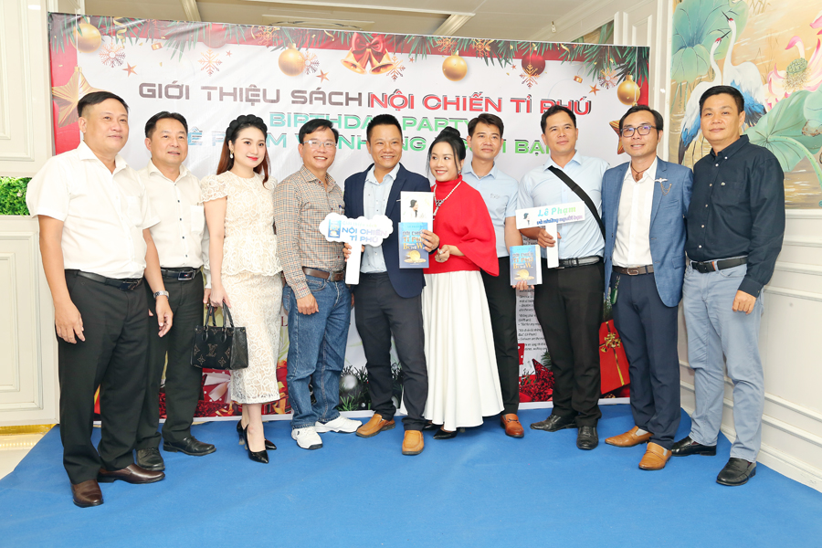 Nhiều sao đổ bộ ngày ra mắt cuốn sách 'Nội chiến Tỉ phú' của CEO Lê Phạm-2456-1