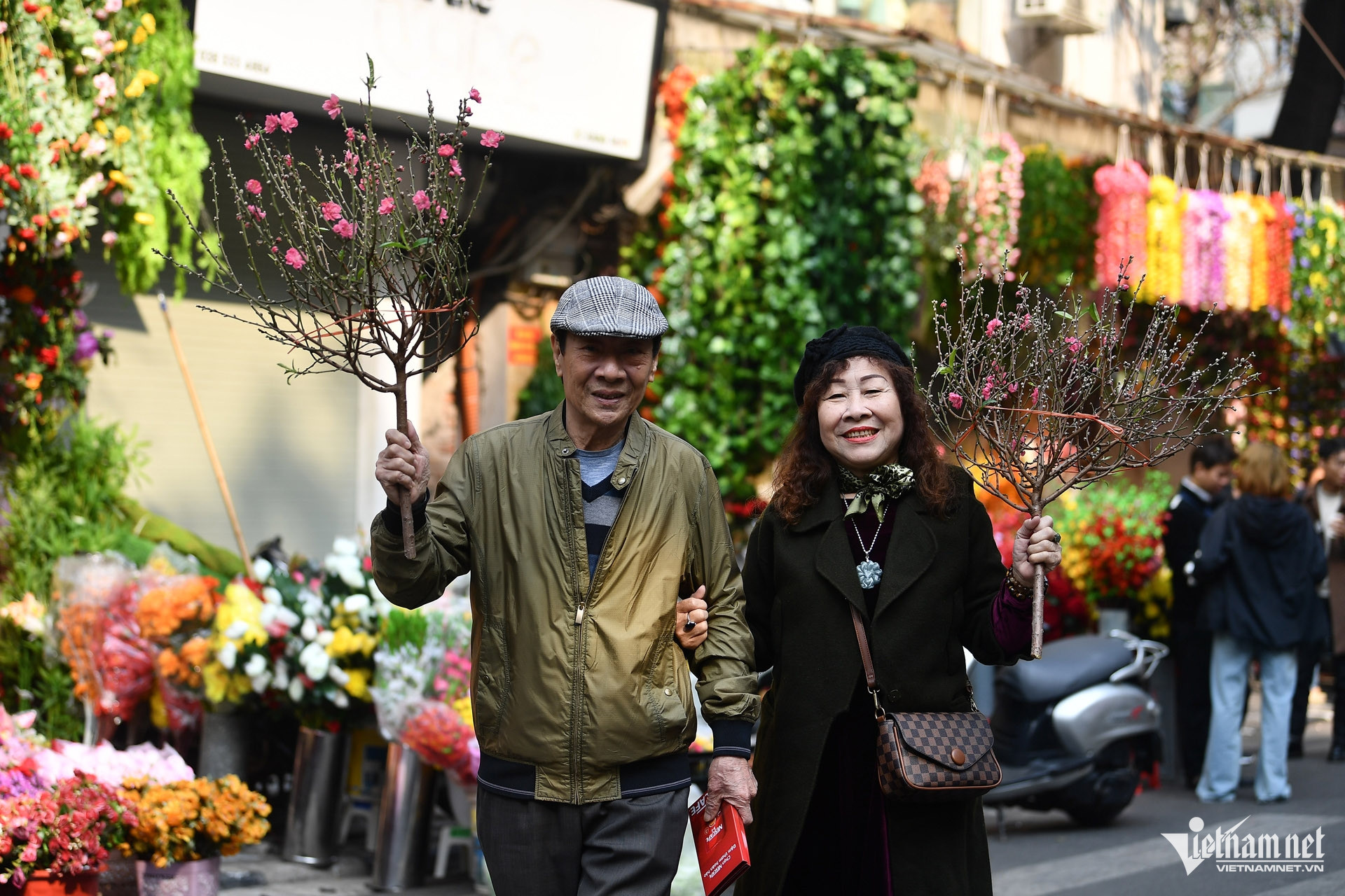 Thời tiết Hà Nội ngày nắng và trời lạnh-2758-1