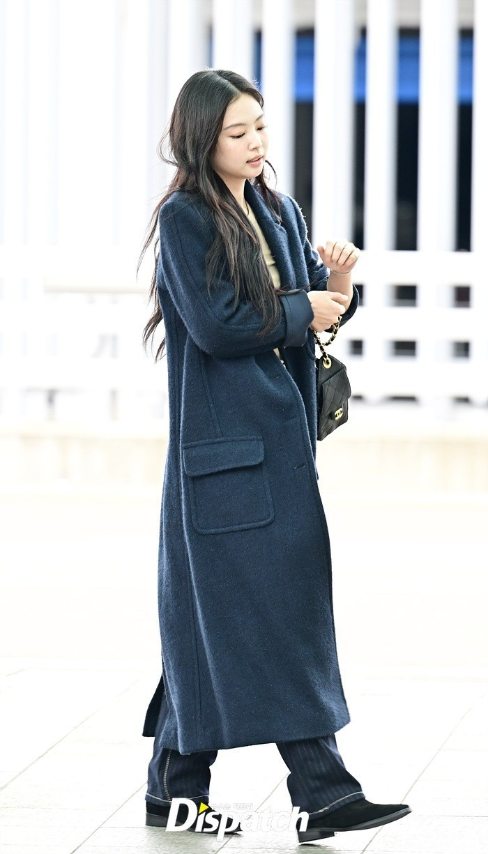 Fan đổ xô về sân bay để đón hoặc tiễn sao Kpop.-2202-2