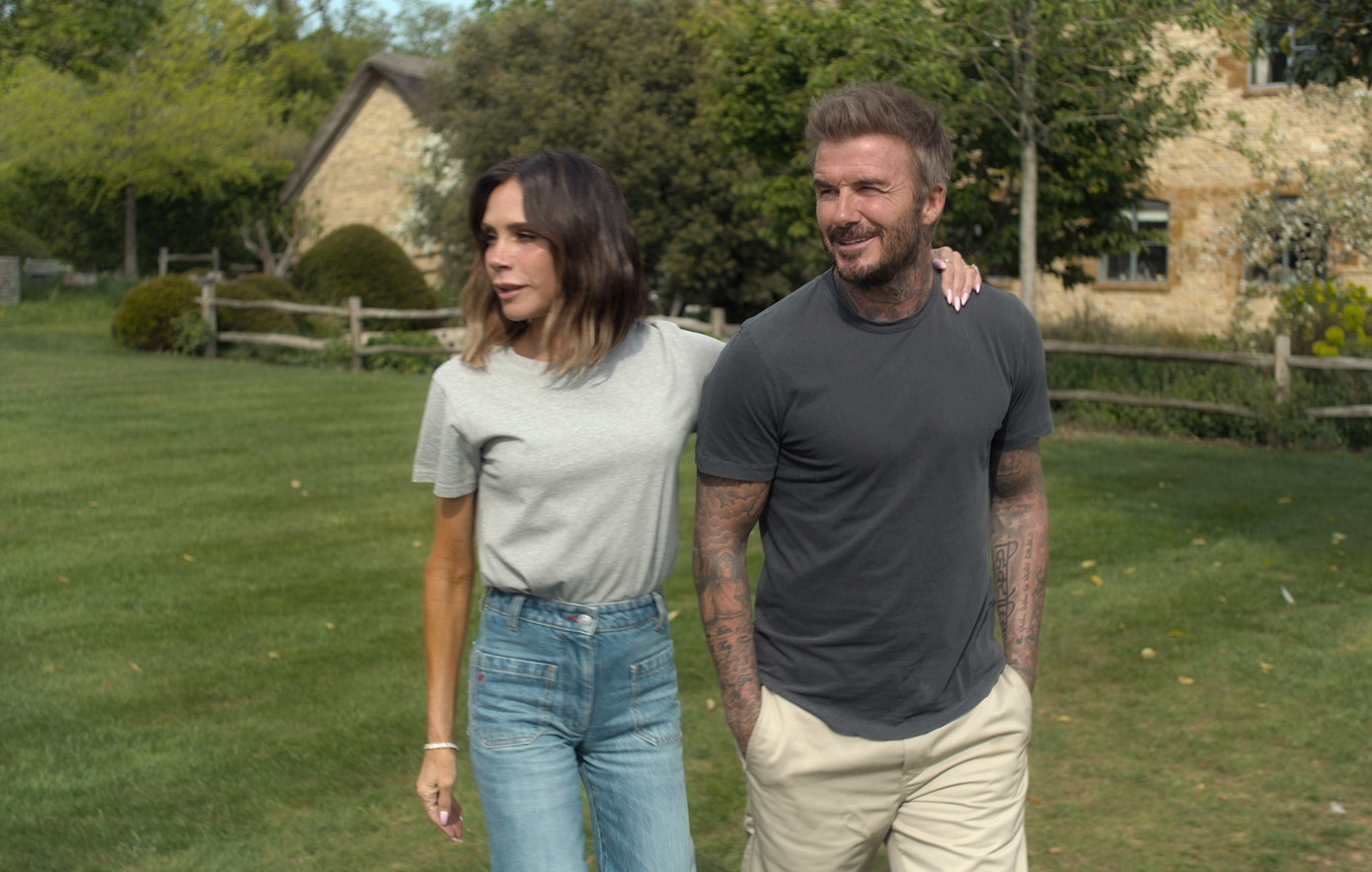 Victoria Beckham dẫn dắt khán giả tìm hiểu về câu chuyện đời mình.-2210-1