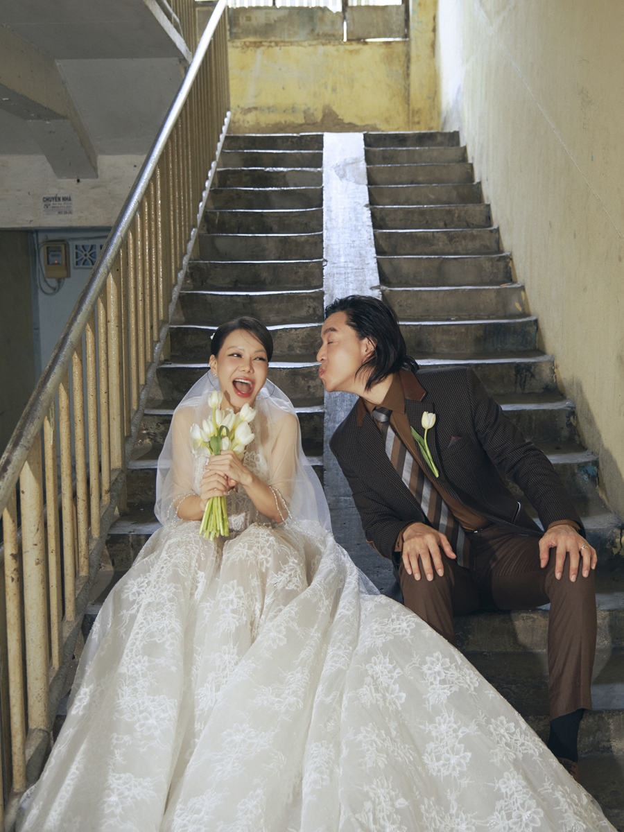 Vợ chồng Việt Hương - Hoài Phương khoe ảnh cưới 20 năm giản dị - đáng yêu-4659-3