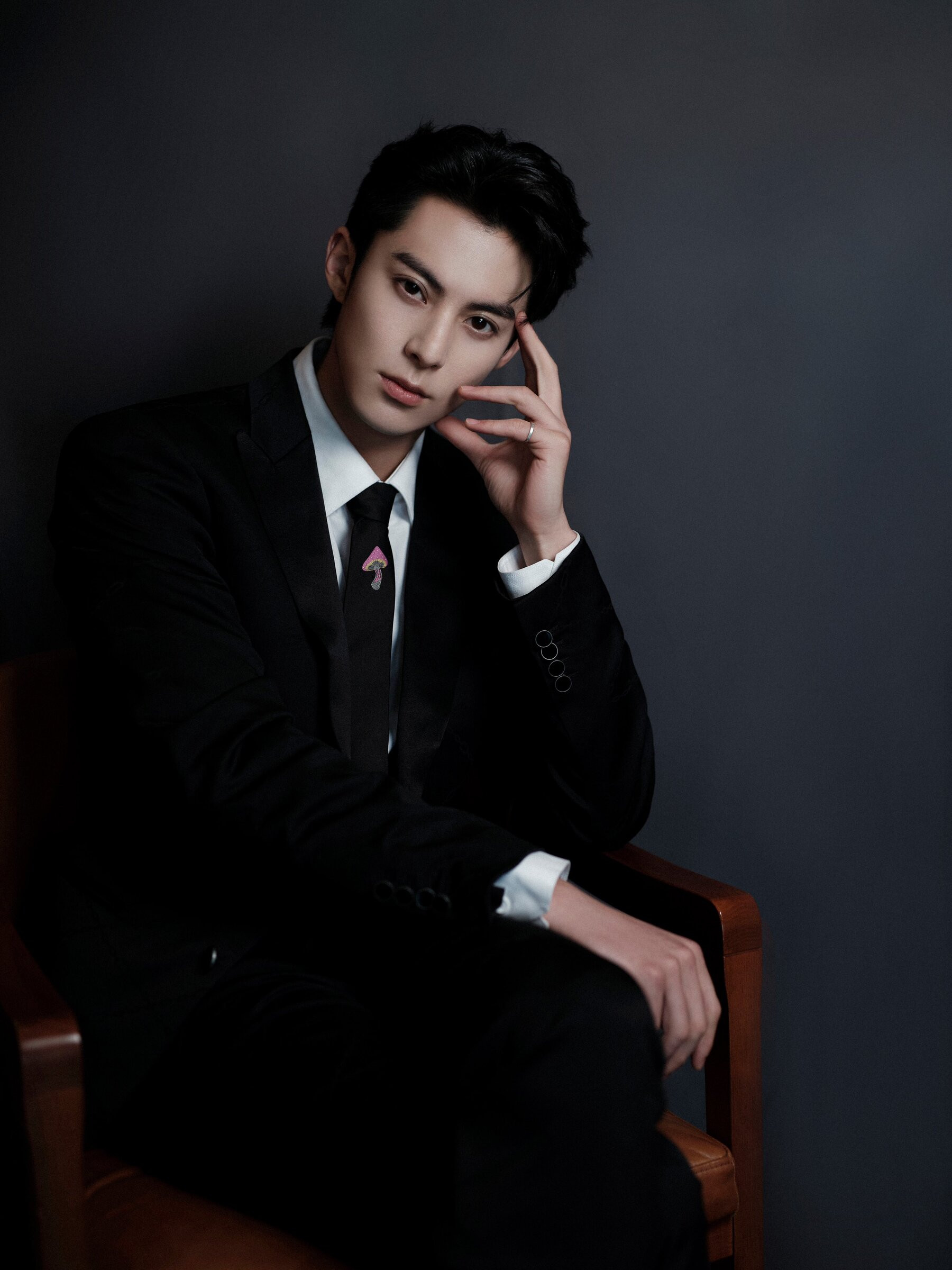 Vương Hạc Đệ vướng tranh cãi-3043-1