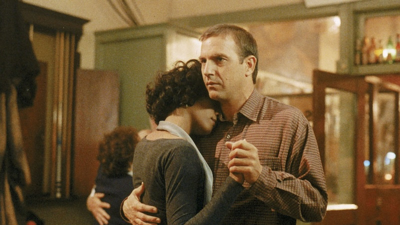 Whitney Houston và Kevin Costner - Mối tình giữa ngôi sao và vệ sĩ-4669-1