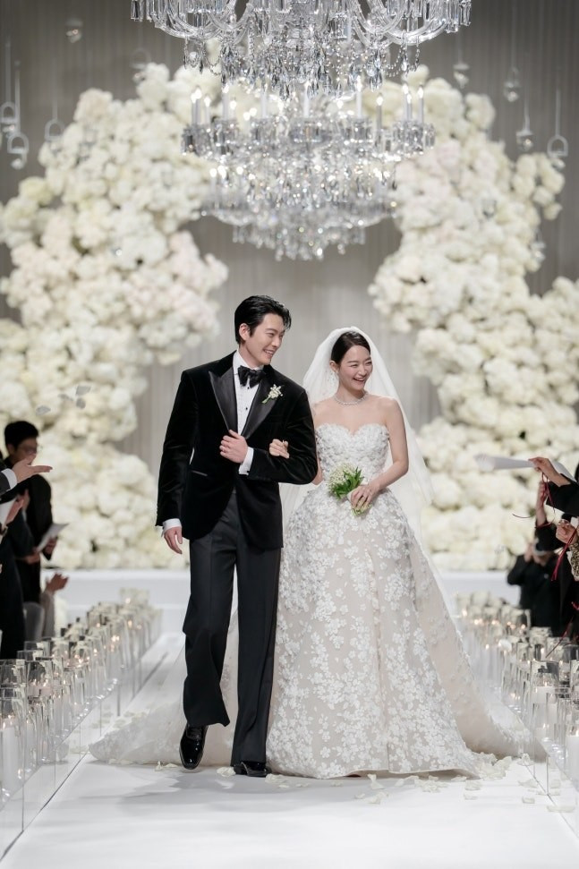 Shin Min Ah và Kim Woo Bin hé lộ chuyện tình yêu đẹp-2453-2