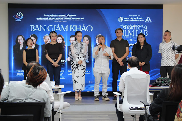 Nghệ sĩ Mai Thu Huyền trao học bổng của MTH Academy-3484-1