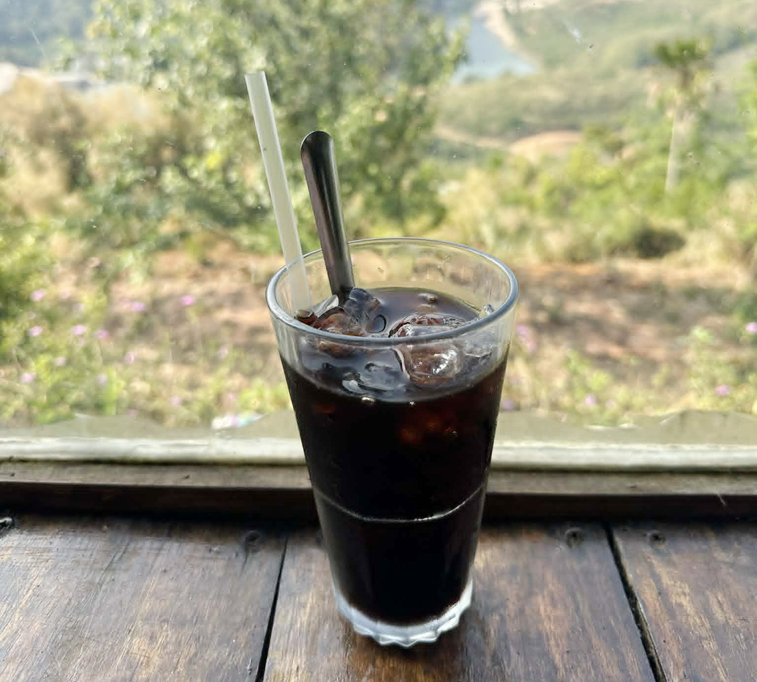 Cà phê đen cũng có những tác dụng phụ nhất định nếu uống sai cách.