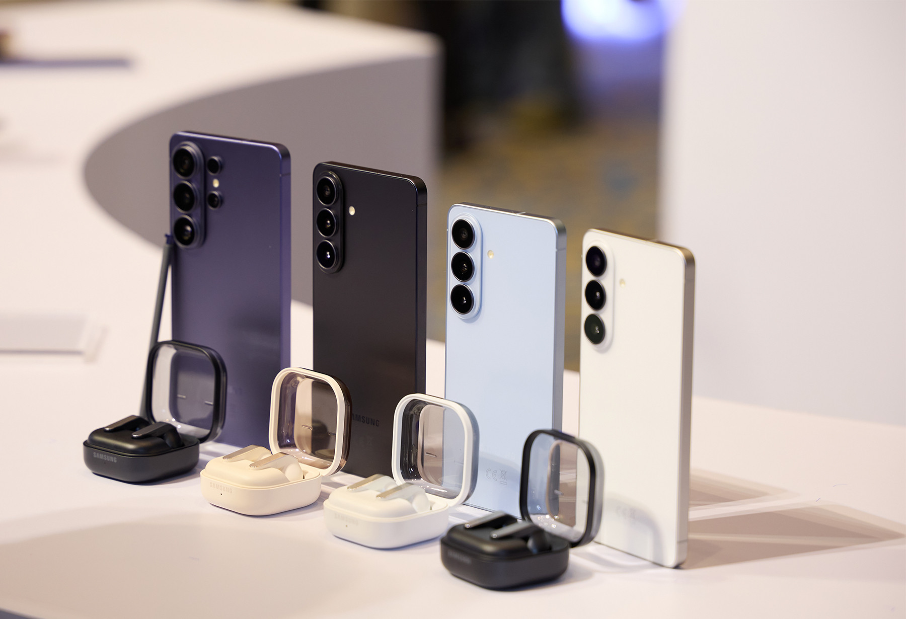 Dòng Galaxy S26 vừa được ra mắt.