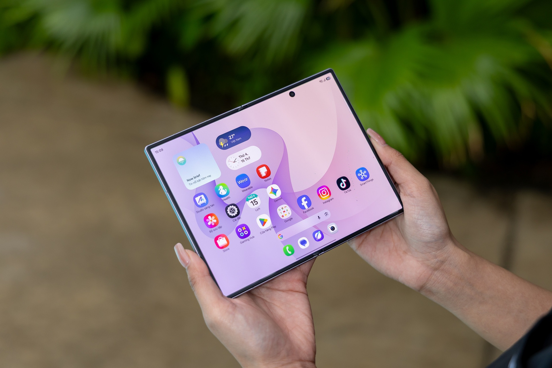 Galaxy Z Fold8 là thế hệ smartphone gập nhẹ nhất từ trước đến nay của Samsung