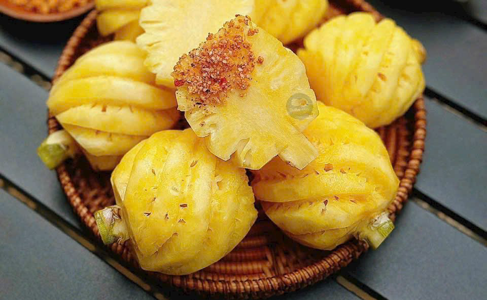 ít ai biết 5 tác hại từ ăn dứa