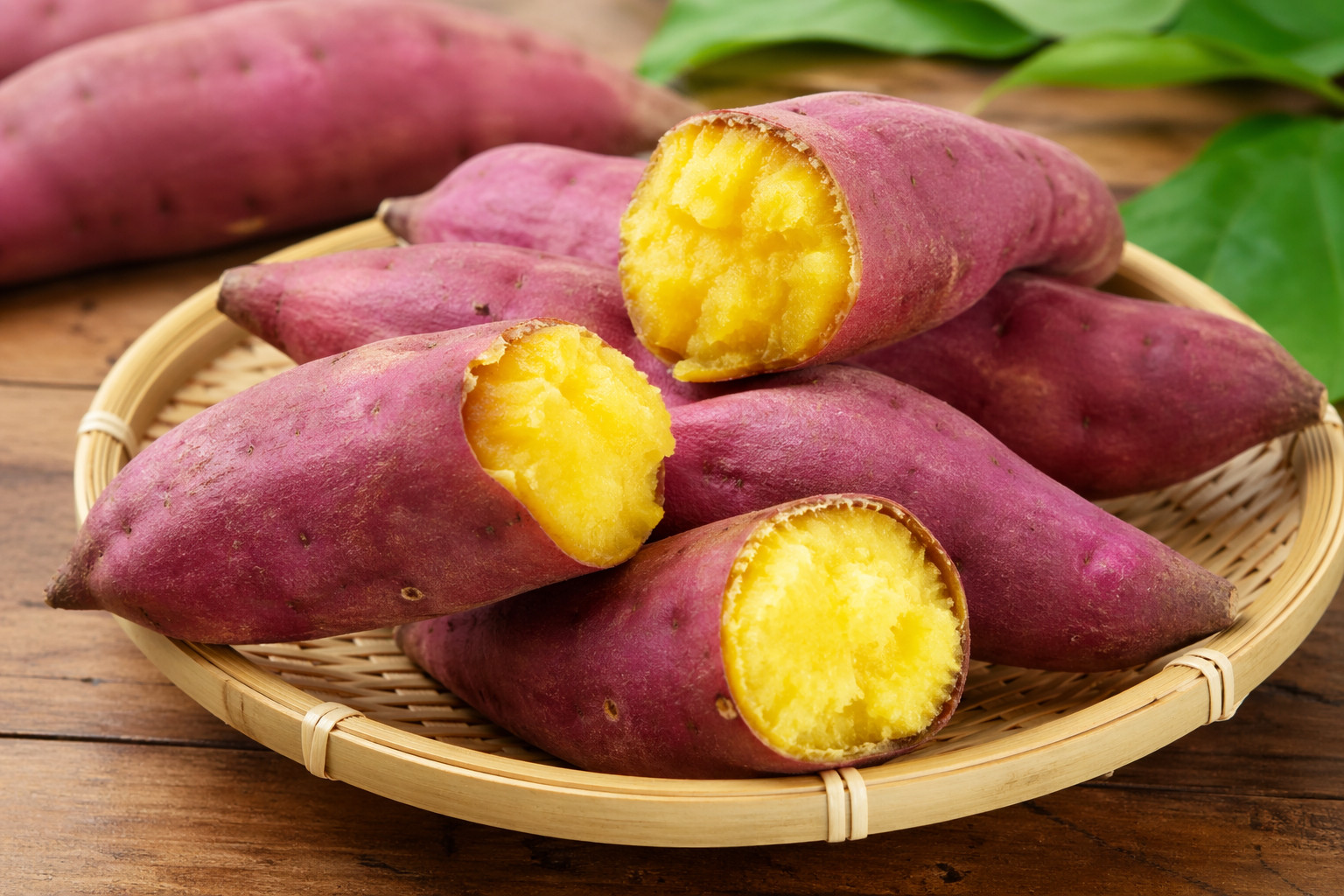 Khoai lang là thực phẩm giàu dinh dưỡng nhưng không nên ăn quá nhiều