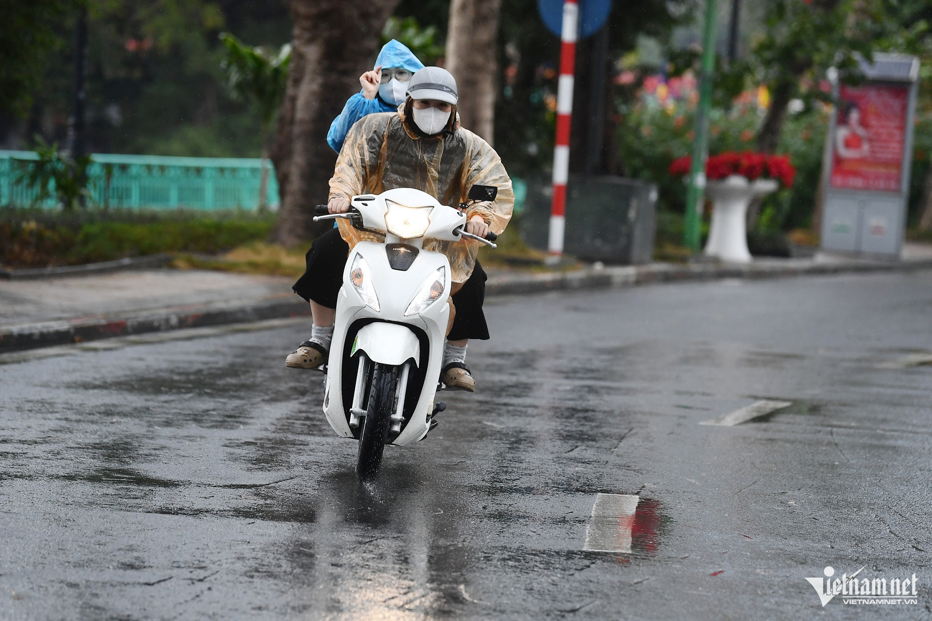 Không khí lạnh tăng cường, miền Bắc có nơi có mưa, trời rét.