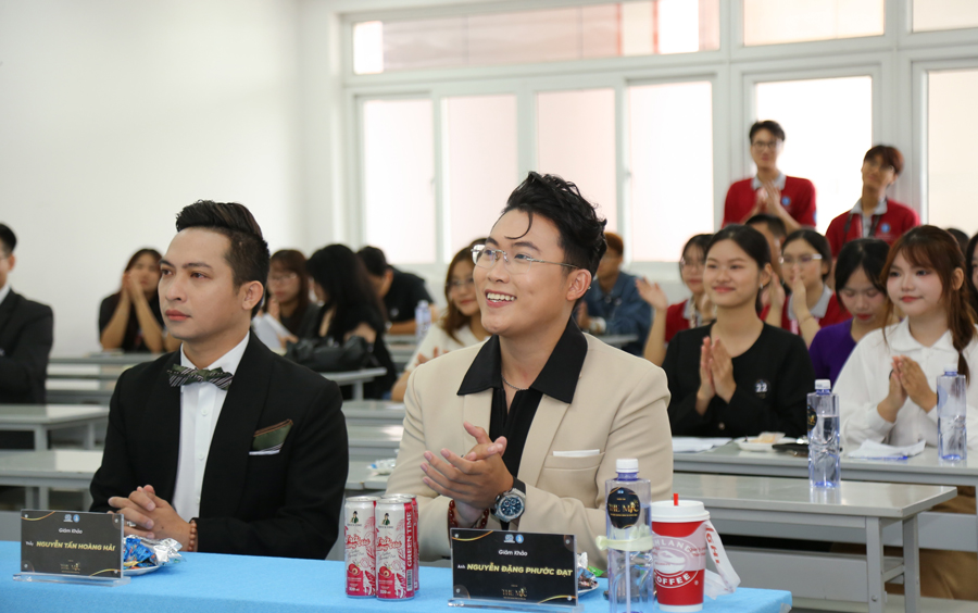 MC Phước Đạt ngồi ghế nóng Người dẫn chương trình tài năng - THE MIC 2026