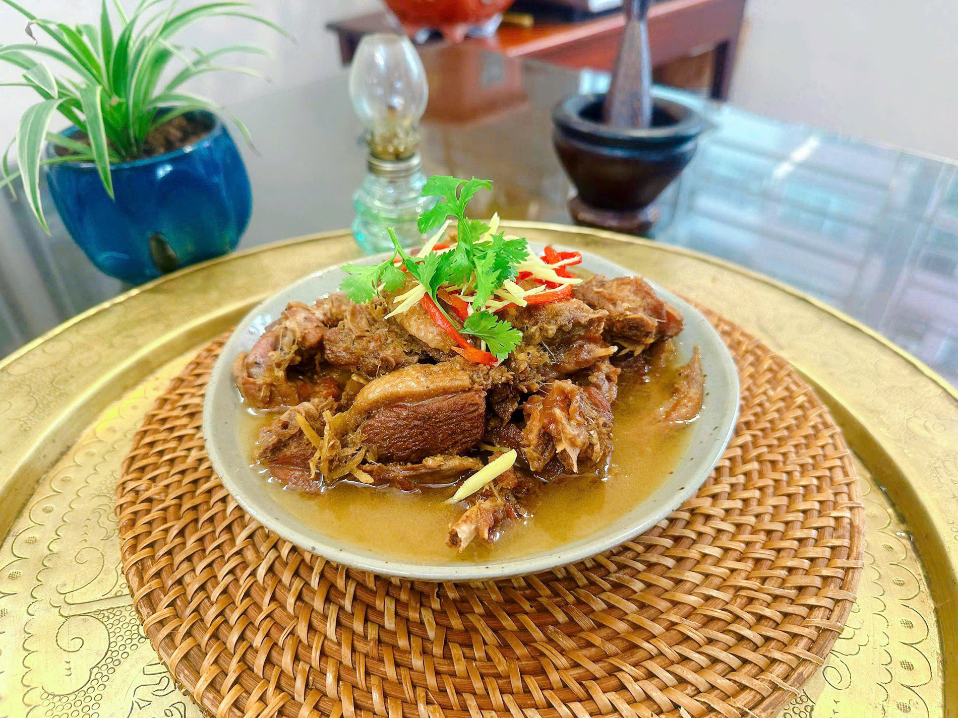 Mẹo khử mùi hôi đơn giản khi làm thịt vịt