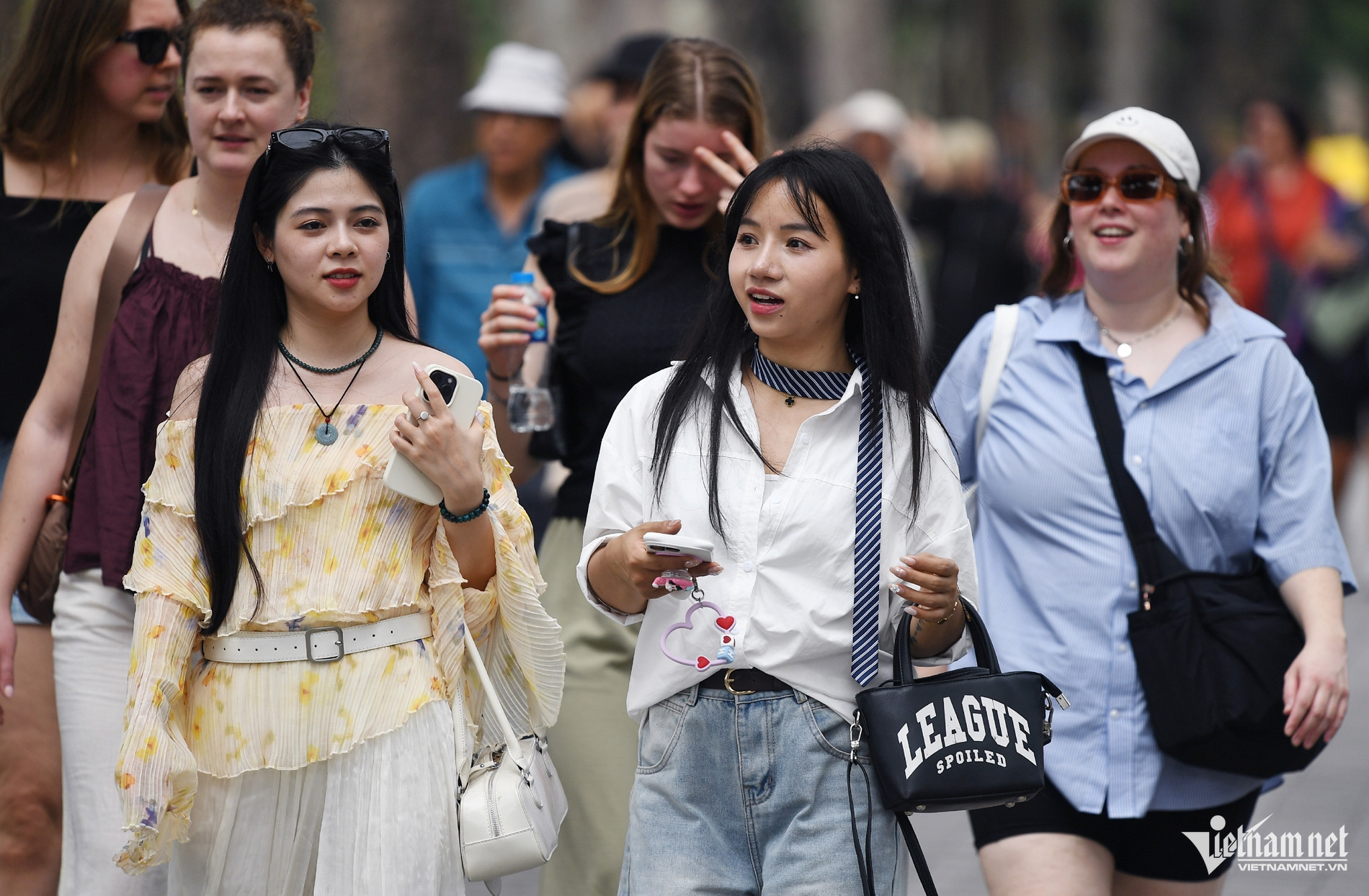 Miền Bắc giảm mưa, hửng nắng tăng nhiệt