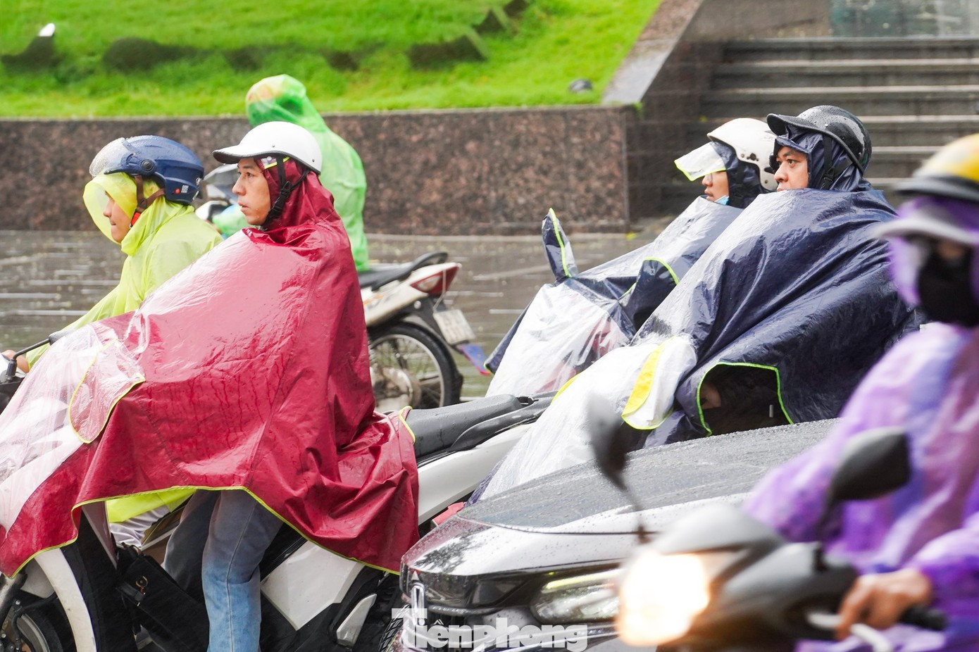 Miền Bắc tiếp tục mưa trong sáng 19/11.