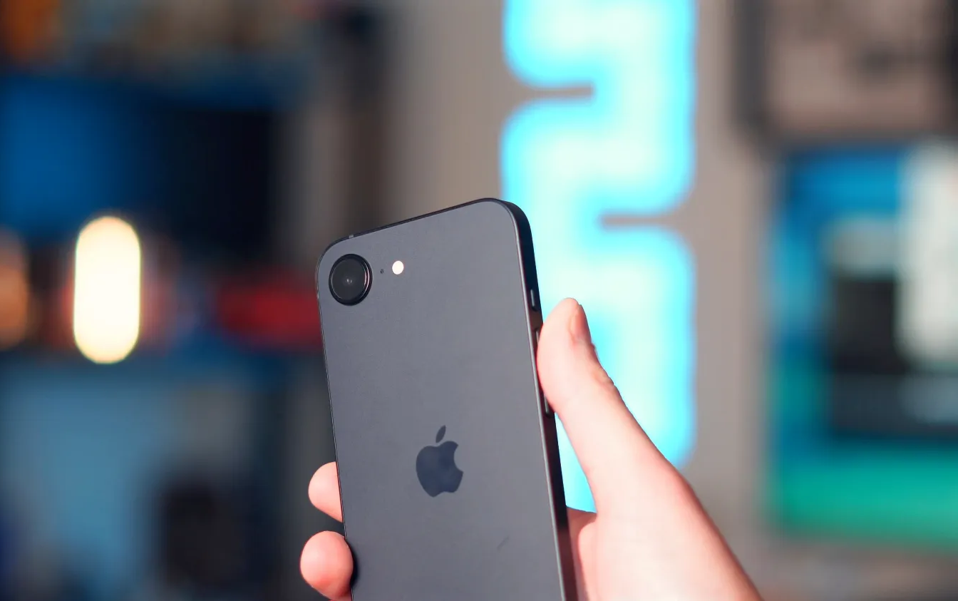 Một chiếc iPhone giá rẻ hơn nữa có thể thay đổi cuộc chơi