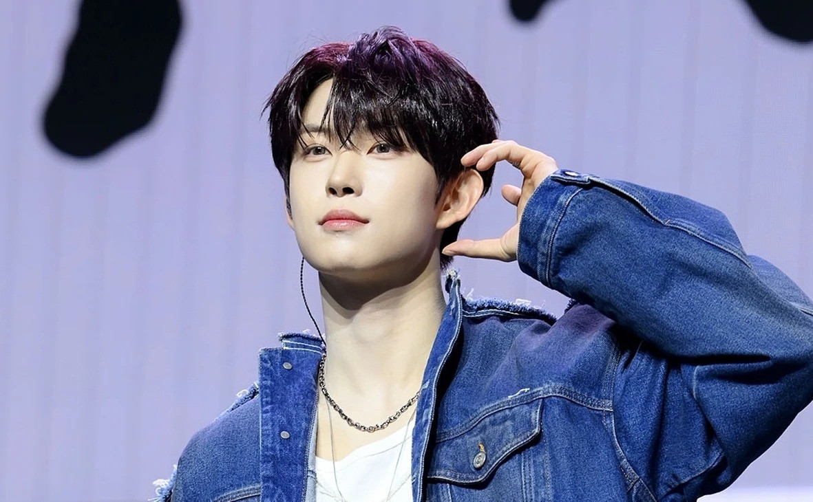 Nam ca sĩ Kim Geon Woo xin lỗi