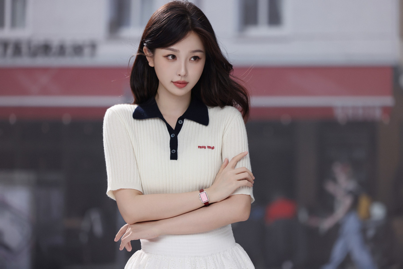 Ngu Thư Hân liên tục sụt giảm lượng người hâm mộ