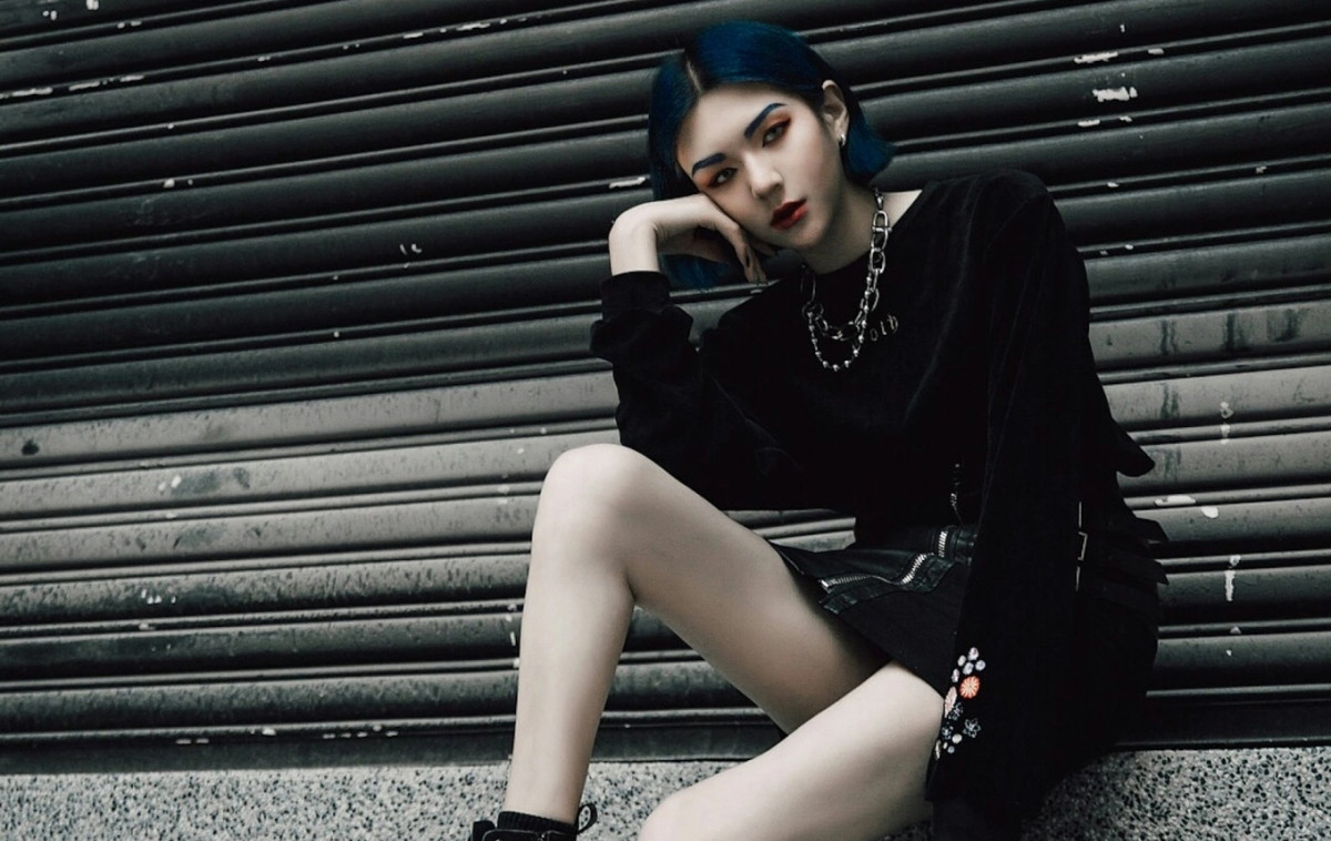 Người mẫu Coco qua đời vì ung thư.