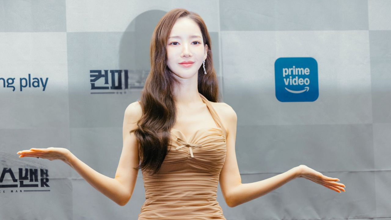 Park Min Young tại buổi ra mắt phim Siren's Kiss