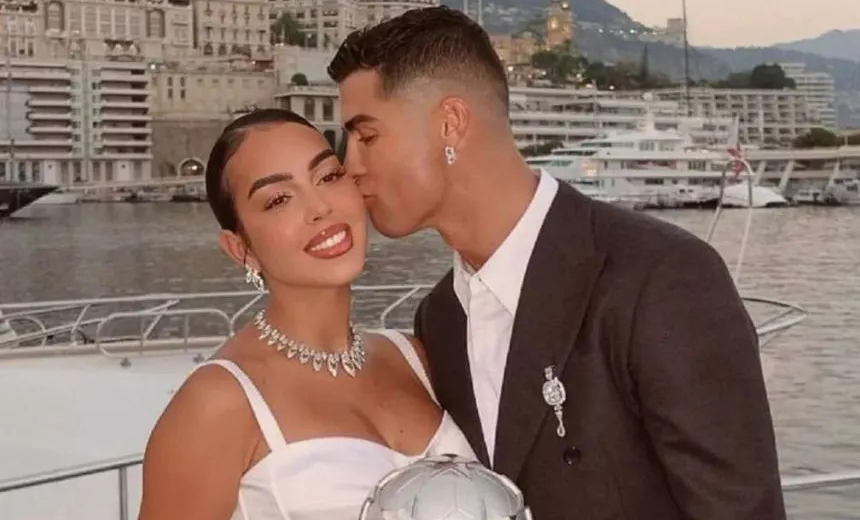 Ronaldo và Georgina Rodriguez chuẩn bị lễ cưới