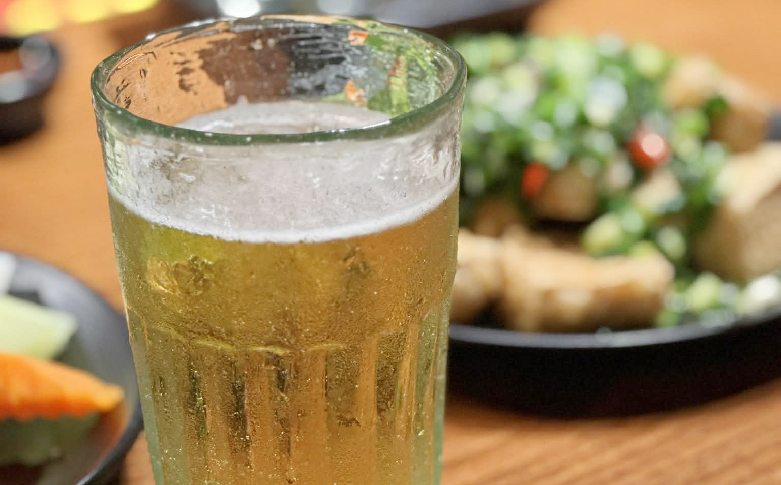 Số loại đồ uống có thể âm thầm làm rối loạn hệ vi sinh đường ruột