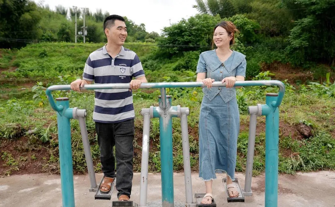 Sự hi sinh và tần tảo của vợ là động lực để người chồng chiến thắng bệnh tật.