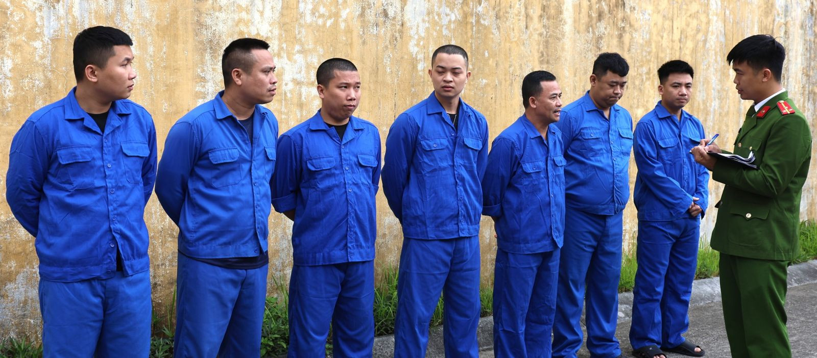 Triệt phá đường dây cá độ