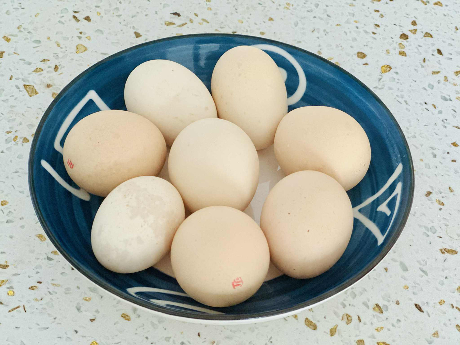 Trứng là một trong những thực phẩm chứa nhiều vitamin D.