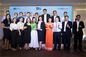 CEO Lê Phạm rạng rỡ trong cùng sự kiện kết nối MobiFone và VNeTrip