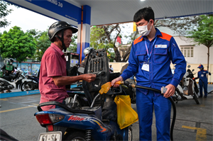 Giá xăng dầu hôm nay (15/5) trên thị trường quốc tế