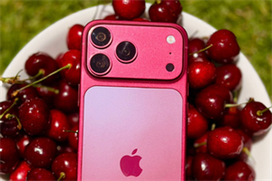 iPhone 18 Pro Max với màu Dark Cherry.