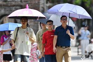 Miền Bắc bắt đầu đợt nắng nóng