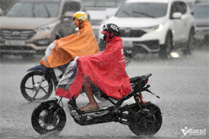 Những cơn mưa giông giúp miền Bắc giải nhiệt