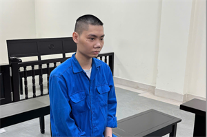 Phóng hỏa đốt nhà gia đình ở Hà Nội