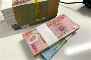 Tôi phát hiện chồng mình rút 200 triệu đồng cho bạn mượn