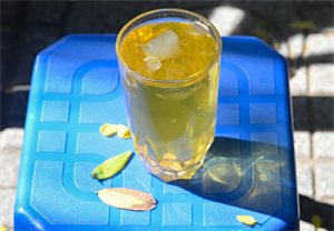 Trà đá có nhiều tác dụng nhưng cũng gây sỏi thận,