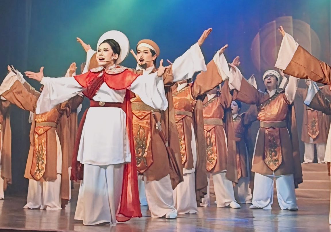 Bình Tinh nhận 2 Huy chương vàng quốc tế trong vòng 1 tháng-1