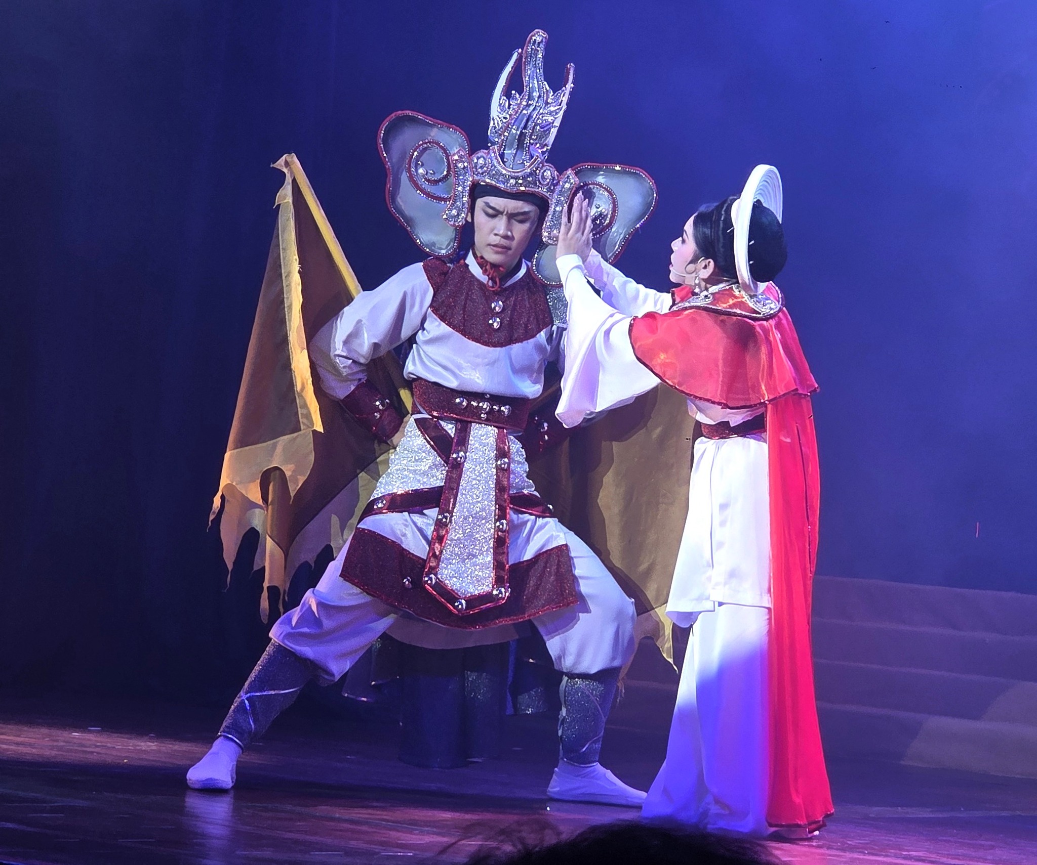 Bình Tinh nhận 2 Huy chương vàng quốc tế trong vòng 1 tháng-3