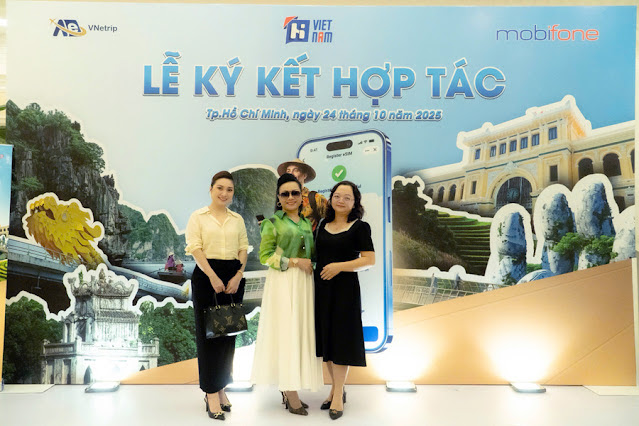 Lễ ký kết chương trình hợp tác “Hi Vietnam” giữa MobiFone và VNeTrip-2