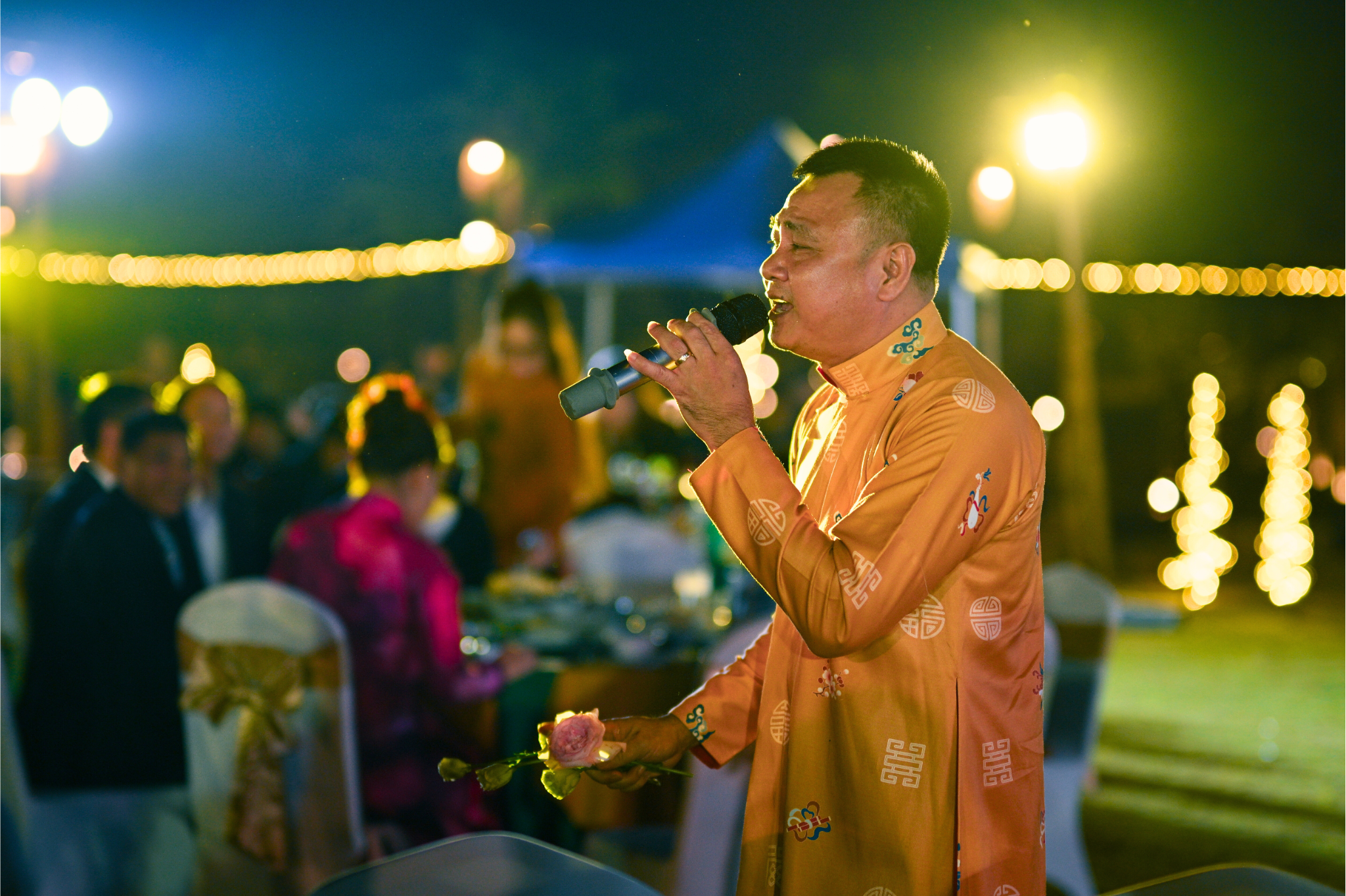 NSND Tự Long hát ca khúc Phim Hộ Linh Tráng Sĩ - Bí Ẩn Mộ Vua Đinh tại Thung Nham-2