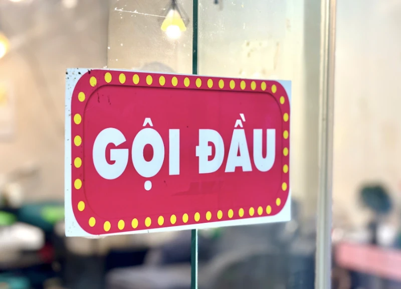 Tôi thấy vợ có phần lãng phí khi tháng nào cũng tiêu tốn 600 nghìn đồng chỉ để gội đầu. Ảnh minh hoạ
