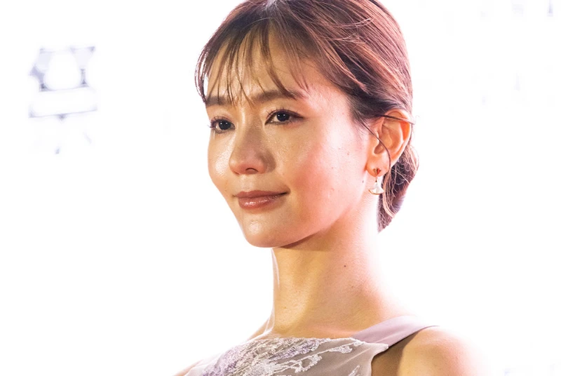 Diễn viên Nakamura Yuri qua đời lặng lẽ ở tuổi 44