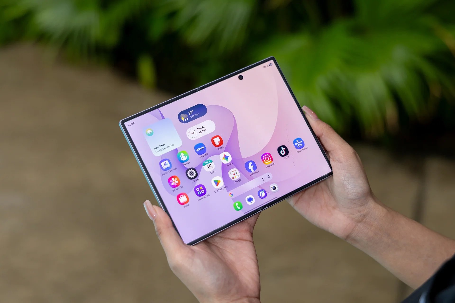 Galaxy Z Fold8 là thế hệ smartphone gập nhẹ nhất từ trước đến nay của Samsung