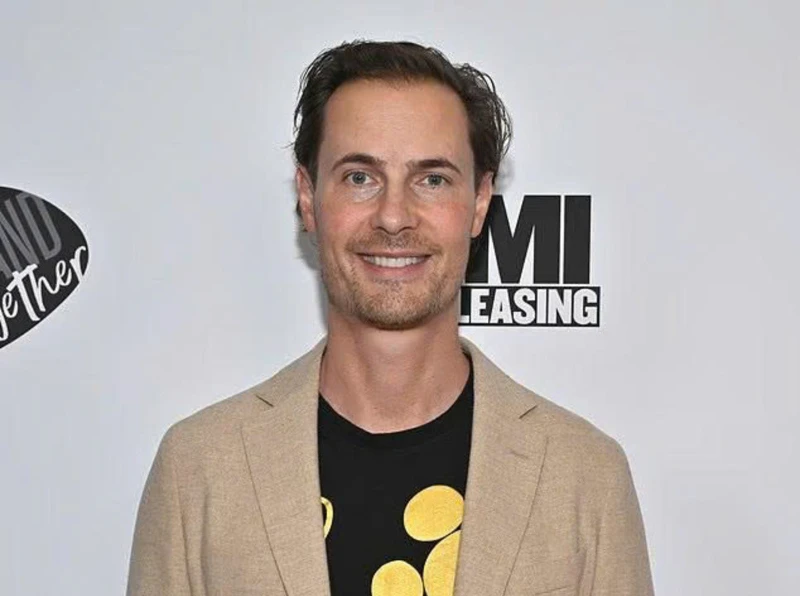 Nam diễn viên Erik von Detten lừa đảo hơn 50 tỷ đồng