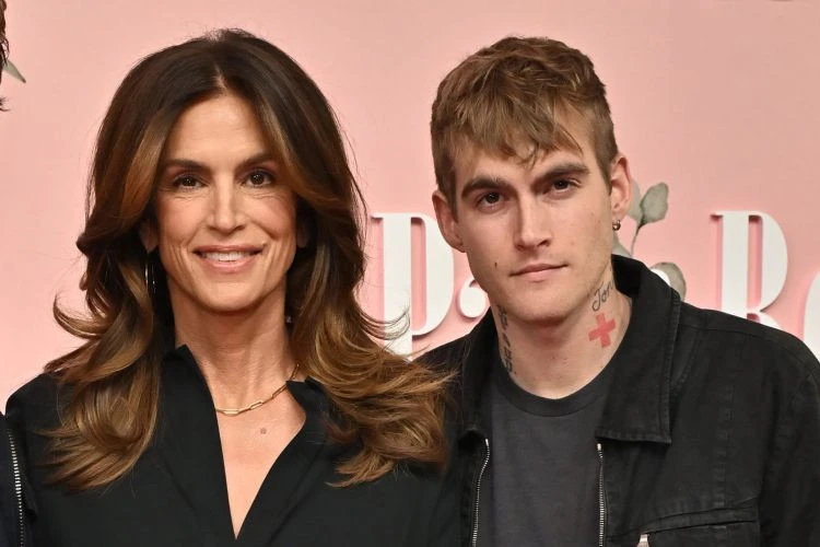 Presley Gerber - con trai Cindy Crawford qua đời