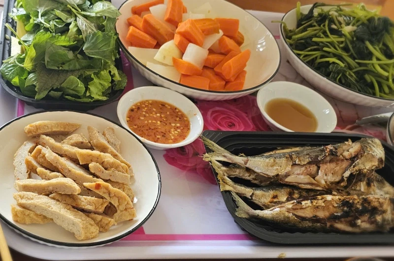 Thói quen ăn uống ảnh hưởng trực tiếp tới lá gan.