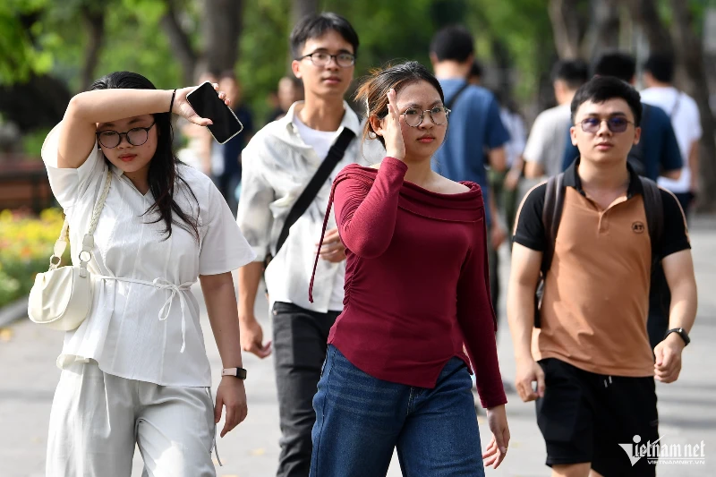 Thời tiết miền Bắc duy trì nắng hanh khô.